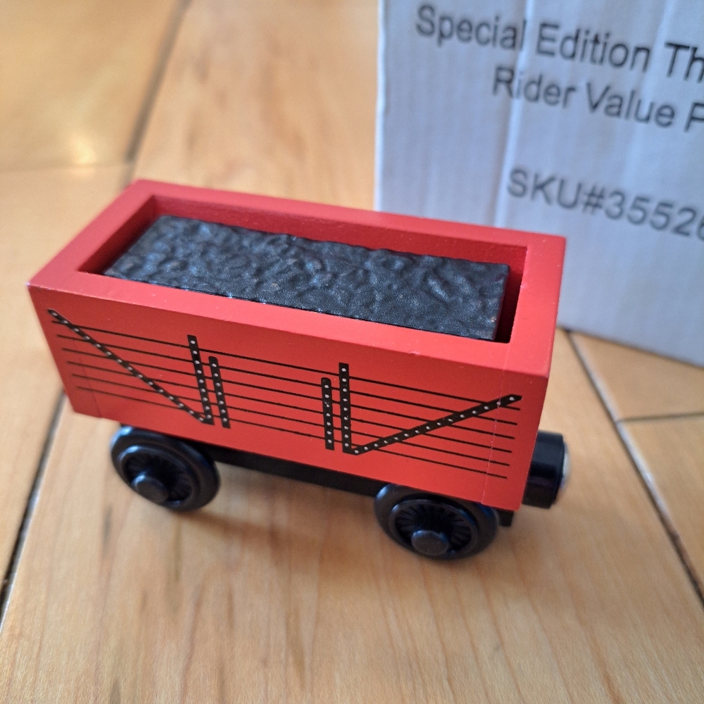 VHTF!  PEG PEREGO SPECIAL EDITION THOMAS TRACK RIDER Thomas Train Wooden Railway - Picture 3 of 12